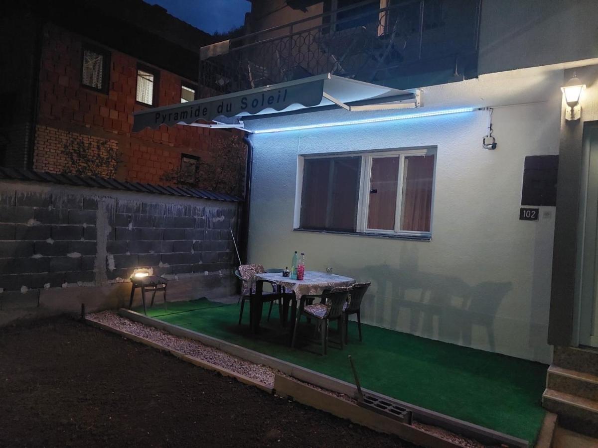 L'Appartement De La Pyramide Du Soleil Visoko Dış mekan fotoğraf